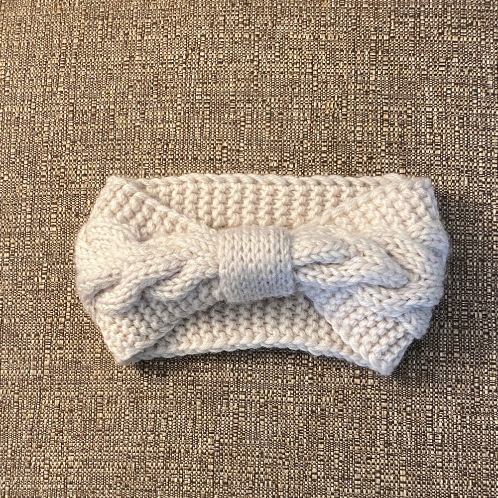 Cozy Knit Bow Headband